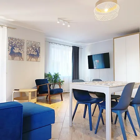 Kolory Warmii Niebieski Apartamento Olsztyn (Warmian-Masurian)